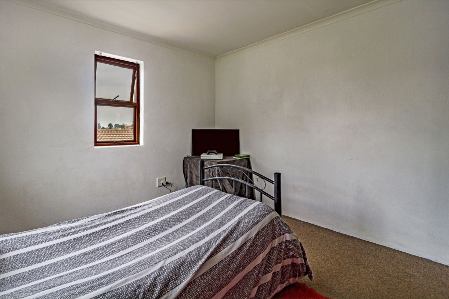 5 Bedroom Property for Sale in Bell Glen Western Cape
